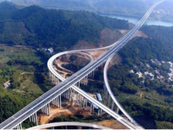 茶常高(gāo)速（湖(hú)南(nán)省茶陵—常甯高(gāo)速公路(lù)）